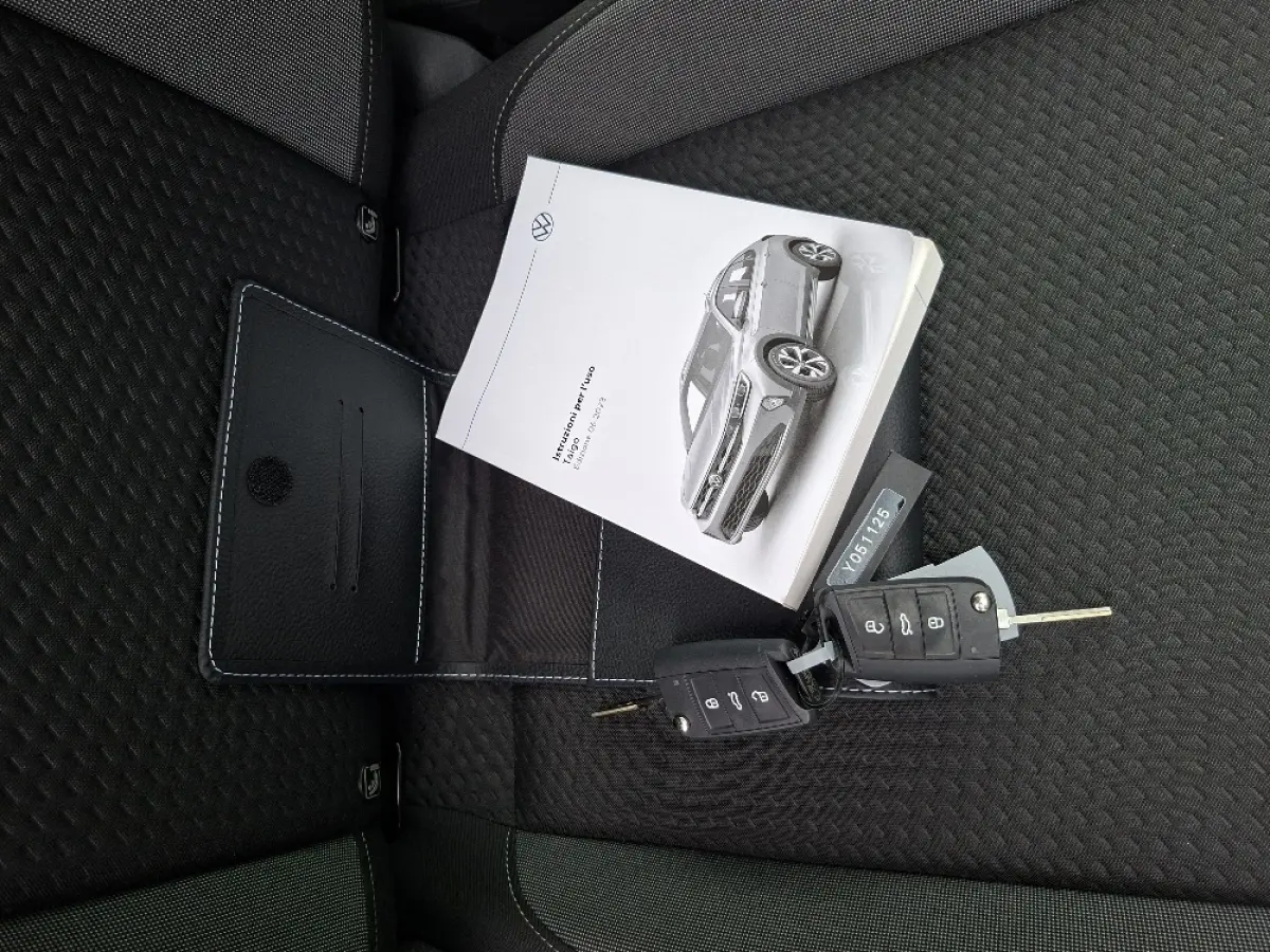 1.0 TSI Life Business * AUTOMAAT * Apple Carplay * 37.000KM!