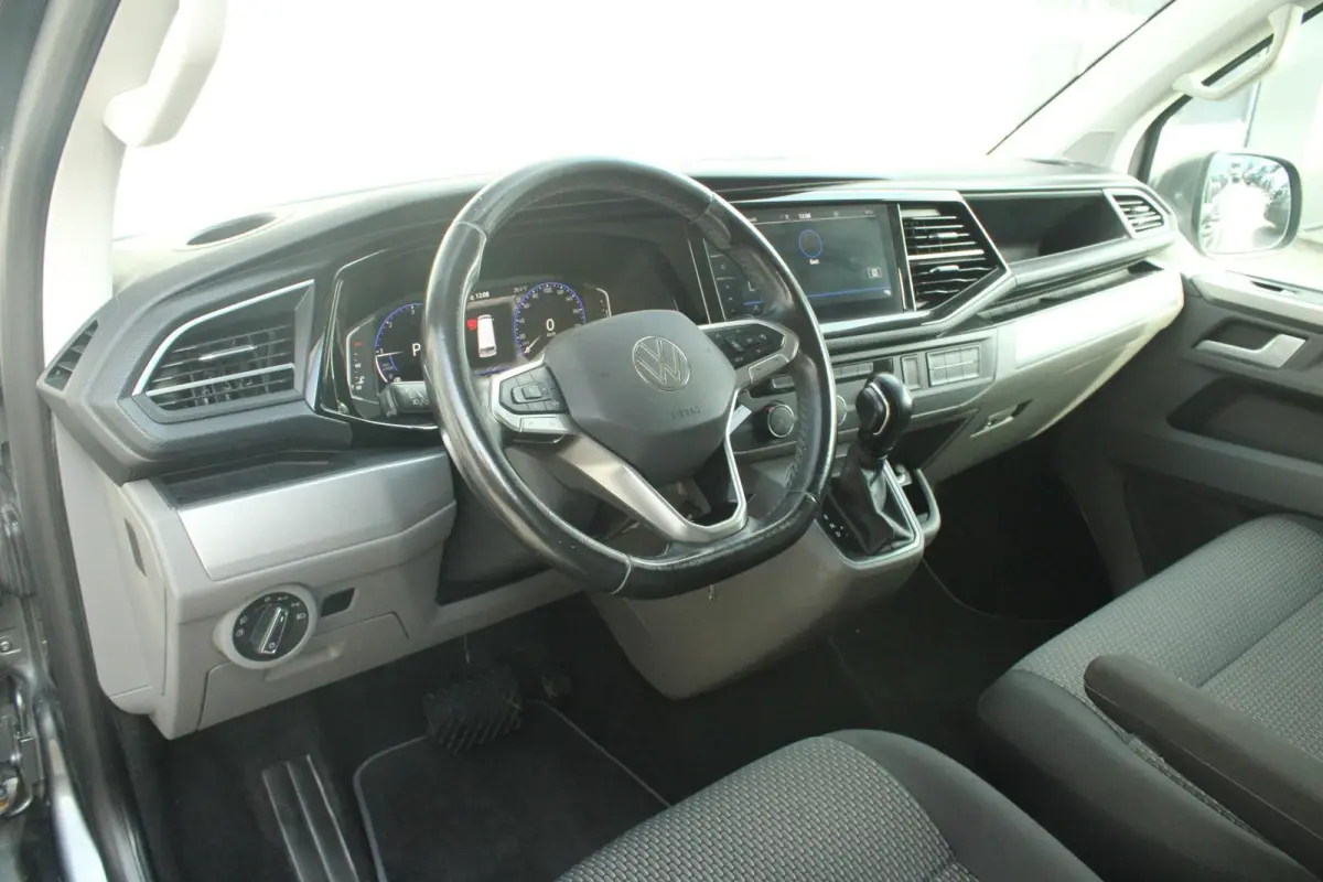 2.0 TDI 150pk DSG L2H1 28 Bulli | Adaptieve Cruise Control | LED Koplampen | Trekhaak | 20' Velgen | Navigatie | App Connect