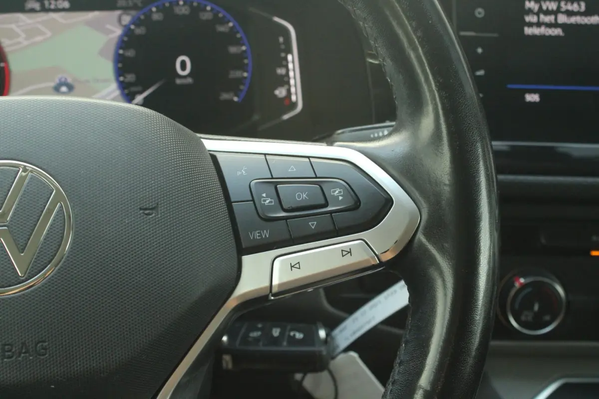 2.0 TDI 150pk DSG L2H1 28 Bulli | Adaptieve Cruise Control | LED Koplampen | Trekhaak | 20' Velgen | Navigatie | App Connect