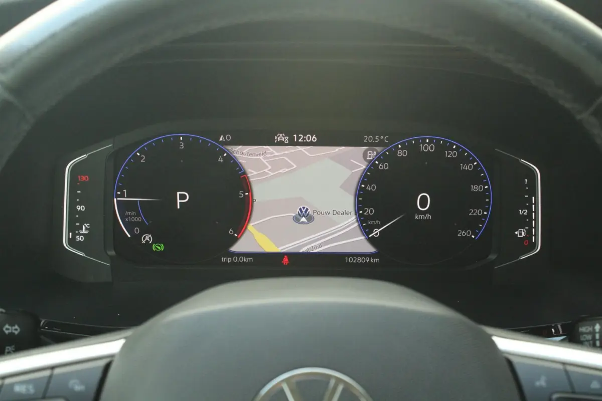 2.0 TDI 150pk DSG L2H1 28 Bulli | Adaptieve Cruise Control | LED Koplampen | Trekhaak | 20' Velgen | Navigatie | App Connect