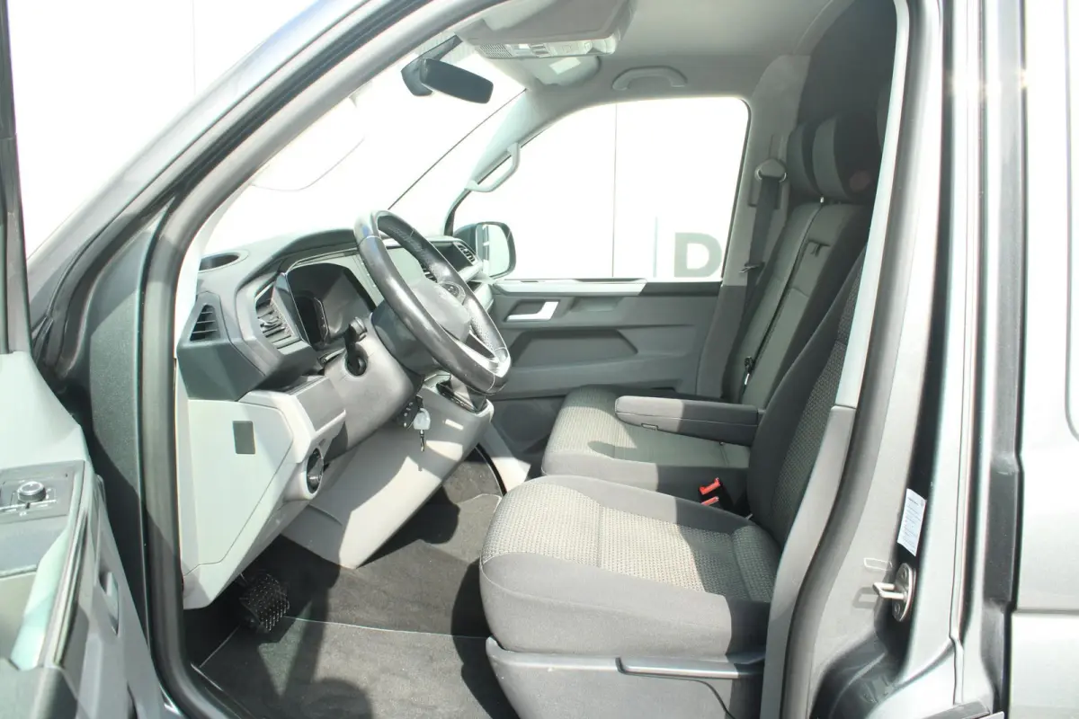 2.0 TDI 150pk DSG L2H1 28 Bulli | Adaptieve Cruise Control | LED Koplampen | Trekhaak | 20' Velgen | Navigatie | App Connect