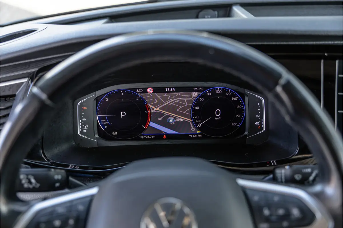 2.0 TDI BULLI | ACC | Bi-Xenon | Virtual Cockpit | CarPlay | Discover Pro | Camera | Navigatie | MF Stuur | Nieuwe APK