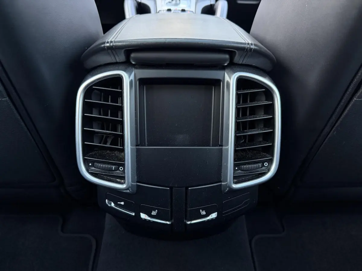 4.8 Turbo Pano - GTS Stoelen - Alcantara Hemel - Leder Dashboard