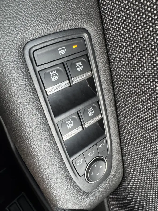 1.8 E-Tech full hybrid 160 techno