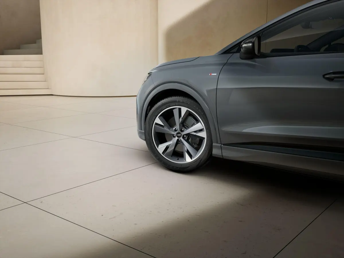286pk S Edition 82 kWh | Optiepakket | Trekhaak Wegklapbaar