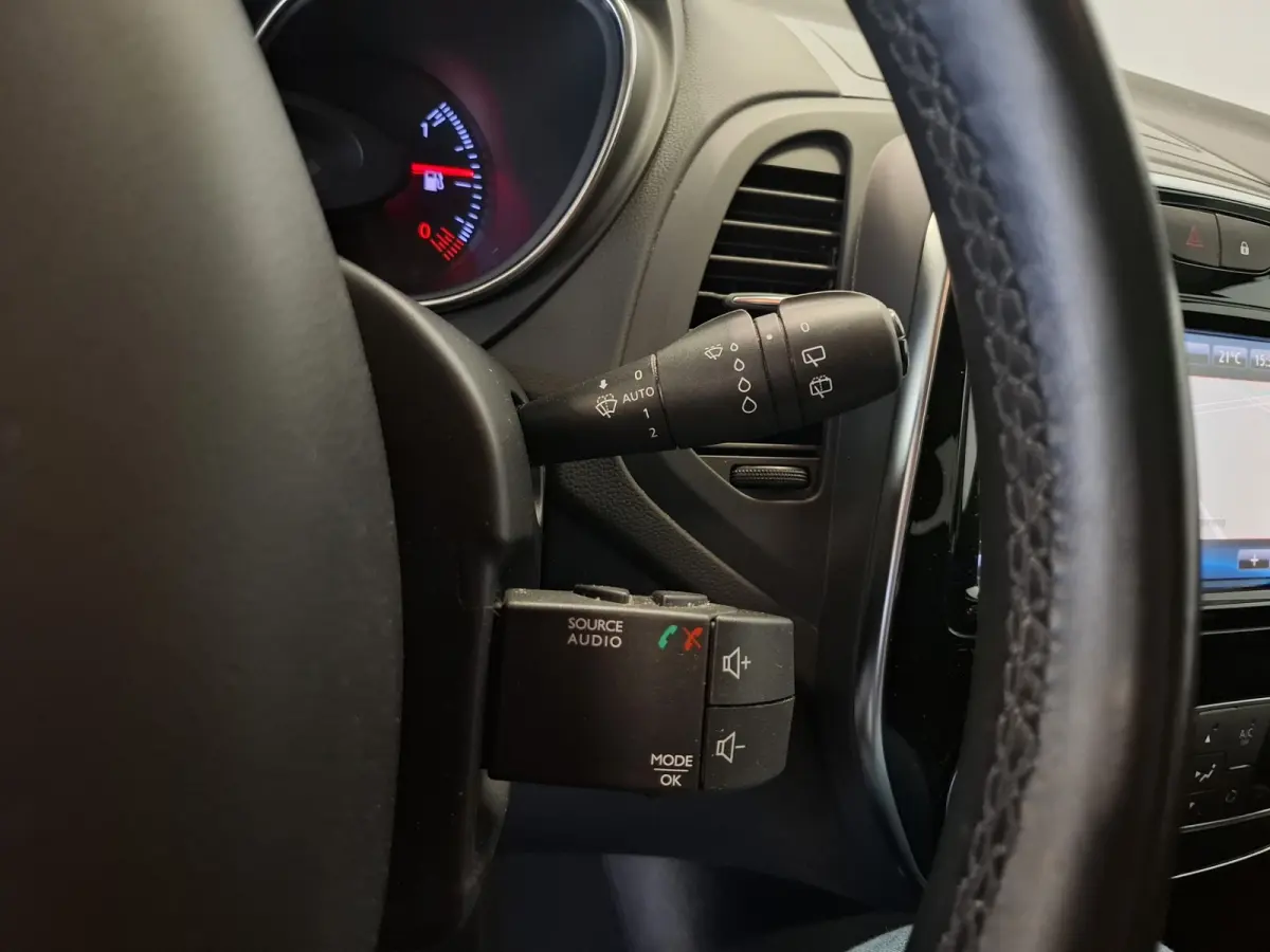 1.2 TCe Intens 100% Dealer Onderhouden Trekhaak Camera Navi
