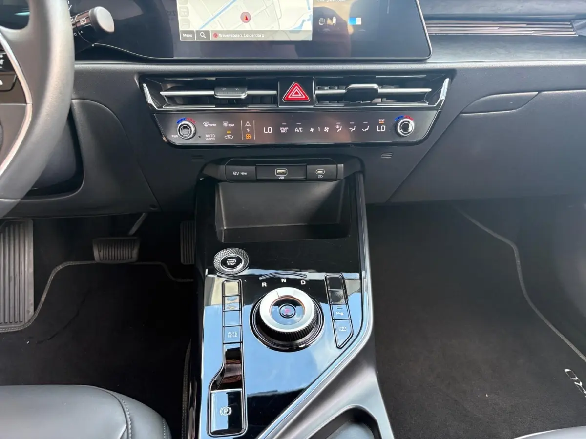 1.6 GDi Hybrid ComfortLine | Navigatie | Adaptieve Cruise Control | Apple Carplay / Android Auto | Climate control | Lichtmetalen Velgen |