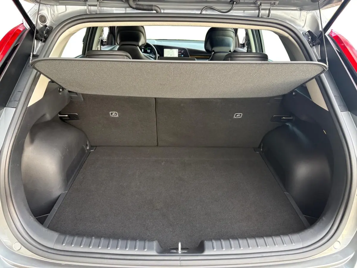 1.6 GDi Hybrid ComfortLine | Navigatie | Adaptieve Cruise Control | Apple Carplay / Android Auto | Climate control | Lichtmetalen Velgen |