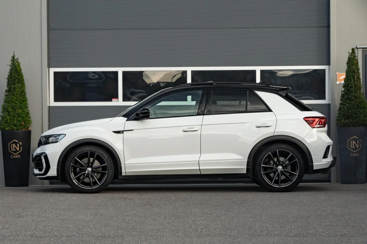 2.0 TSI 4Motion R|Akrapovic|DAB|Pano|ACC