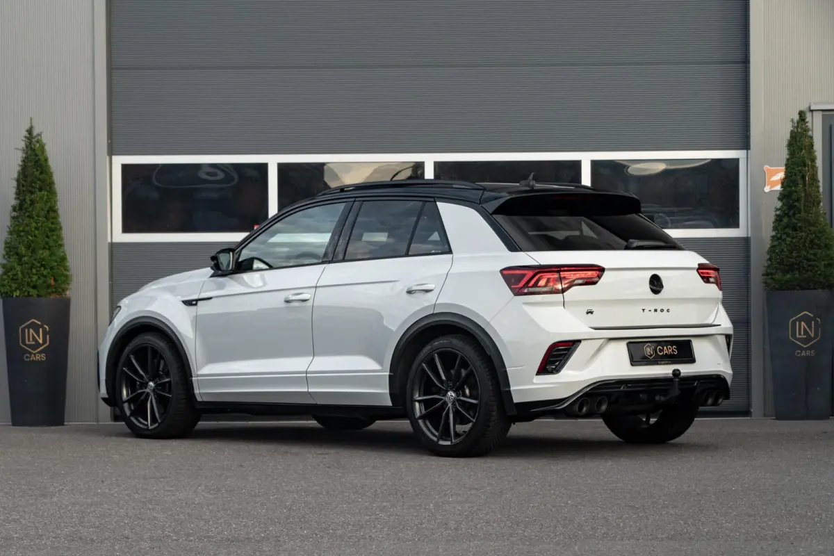 2.0 TSI 4Motion R|Akrapovic|DAB|Pano|ACC