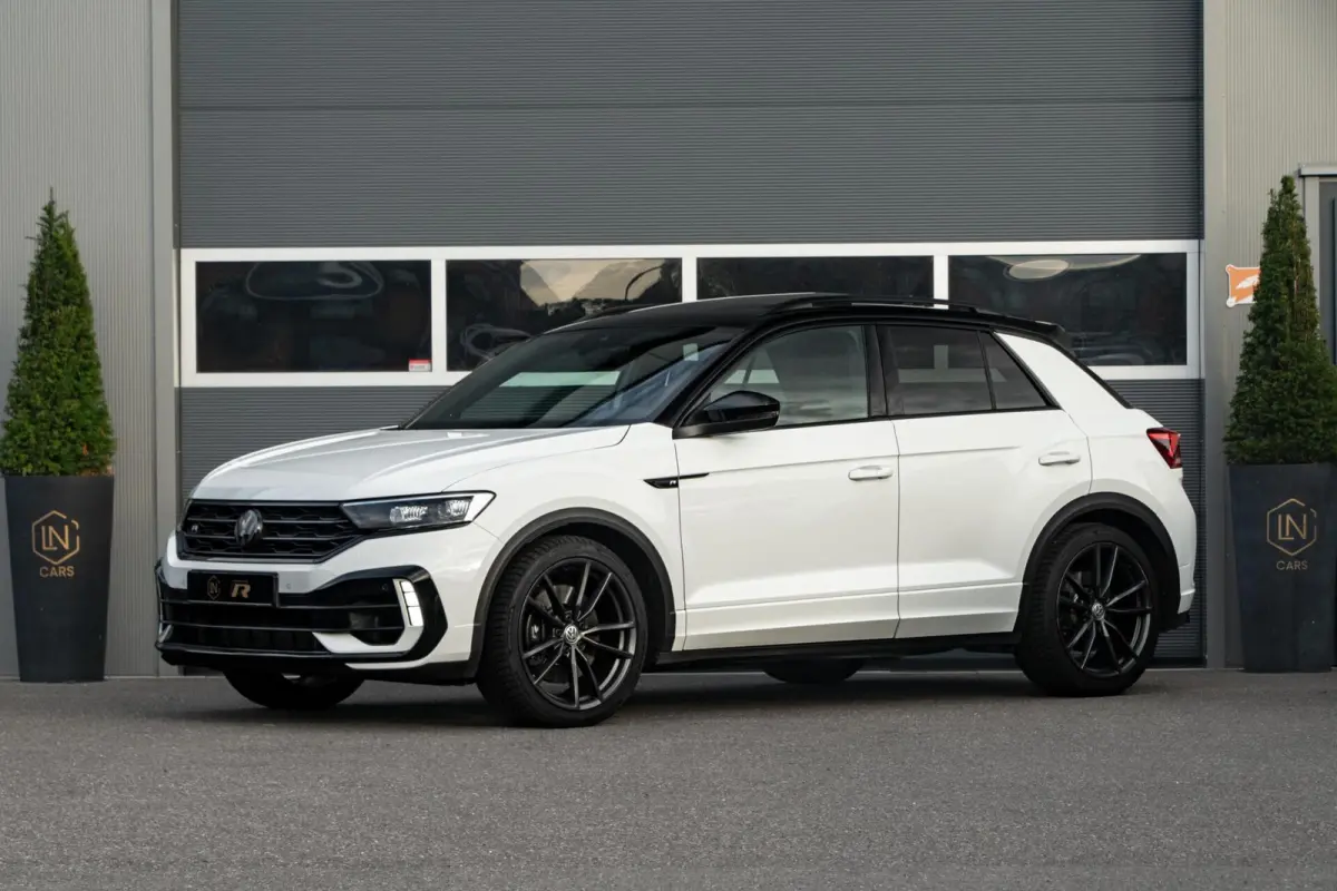 2.0 TSI 4Motion R|Akrapovic|DAB|Pano|ACC