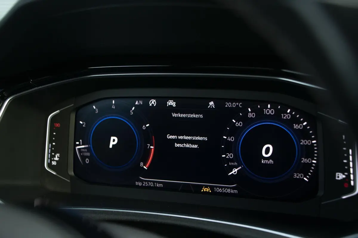 2.0 TSI 4Motion R|Akrapovic|DAB|Pano|ACC