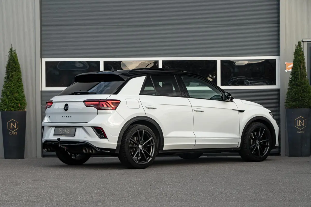 2.0 TSI 4Motion R|Akrapovic|DAB|Pano|ACC