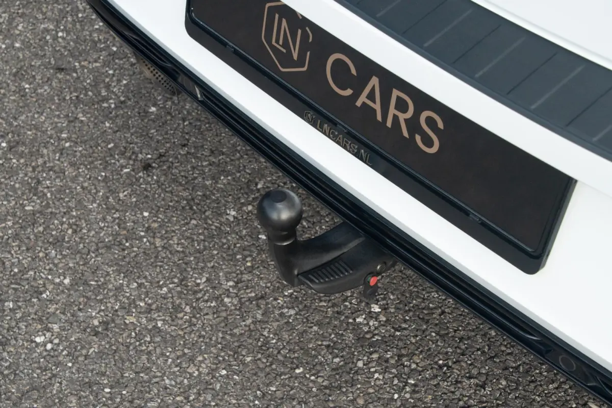 2.0 TSI 4Motion R|Akrapovic|DAB|Pano|ACC