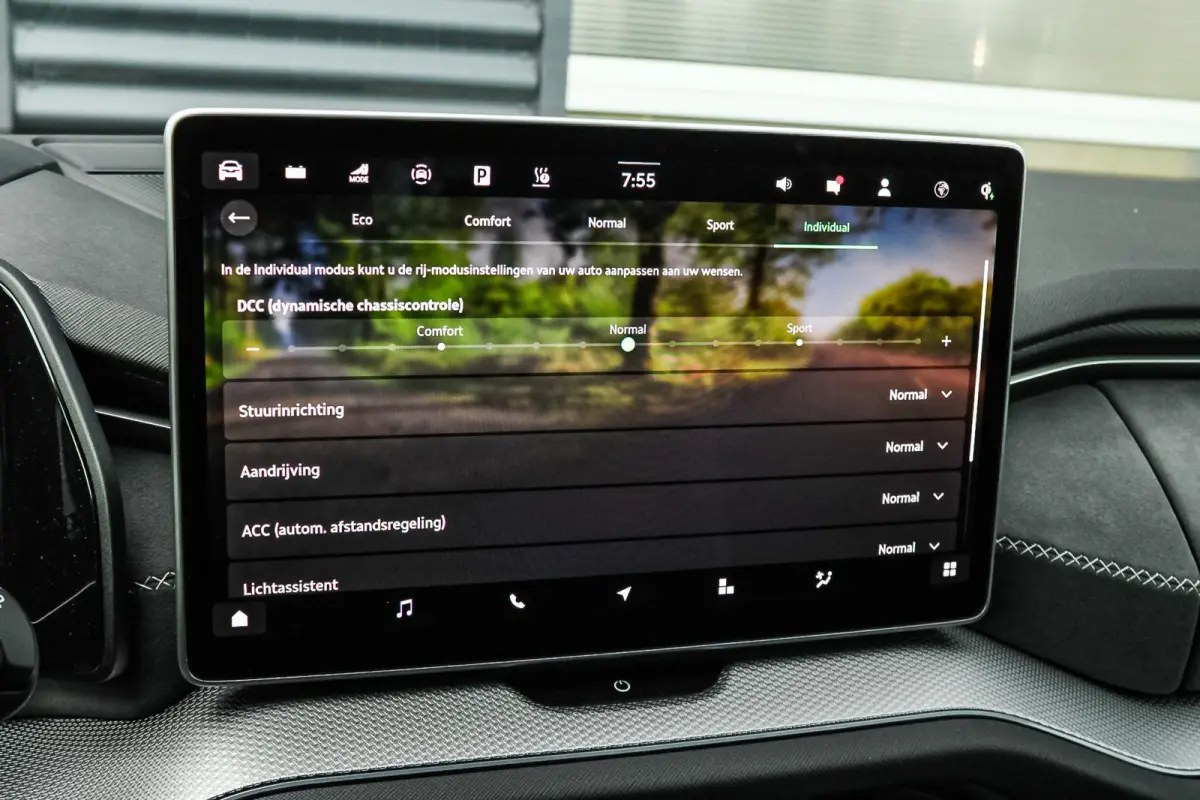 1.5 TSI 204pk PHEV Sportline Business | Trekhaak | Adaptief Onderstel | Head-up | Achterbank Verwarmd