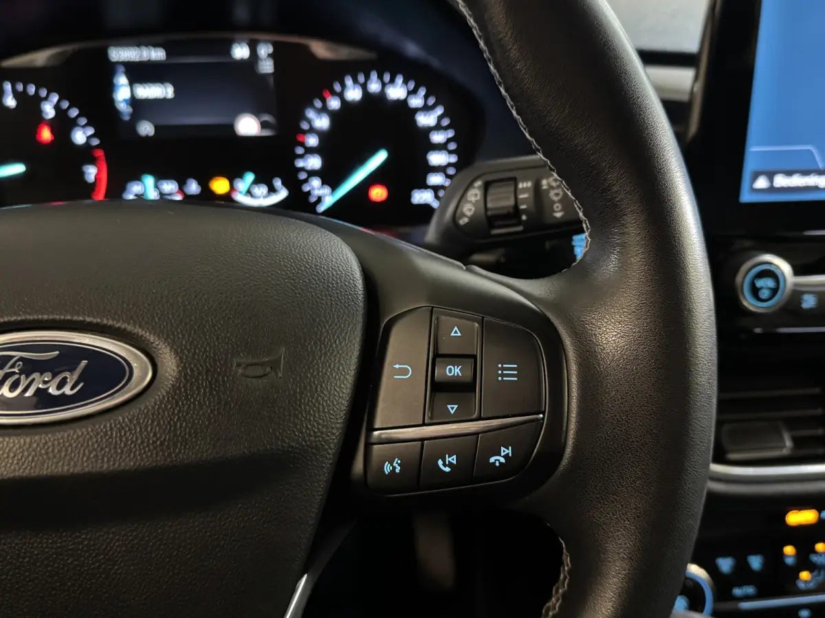 1.0 EcoBoost 101 PK TITANIUM 1e eigenaar NAVI/LED/CRUISE
