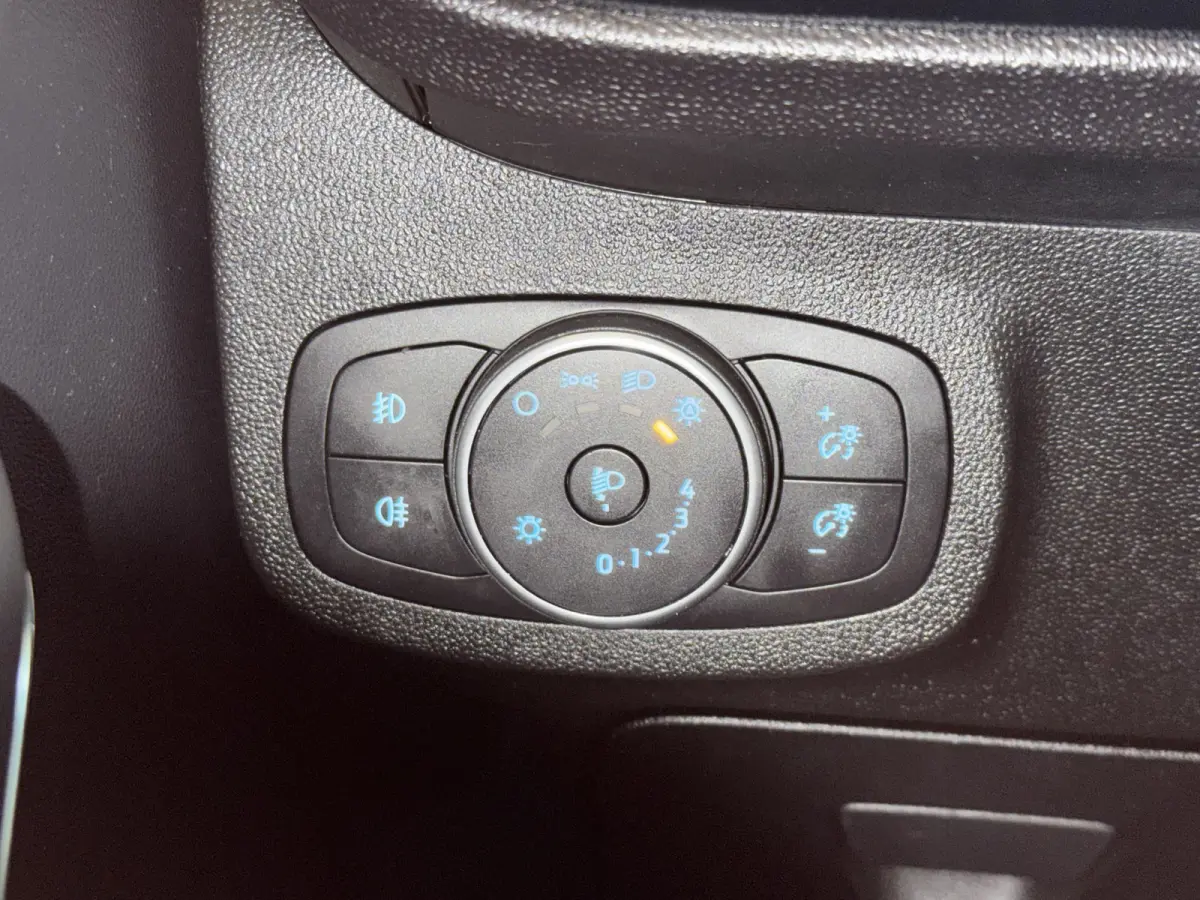 1.0 EcoBoost 101 PK TITANIUM 1e eigenaar NAVI/LED/CRUISE