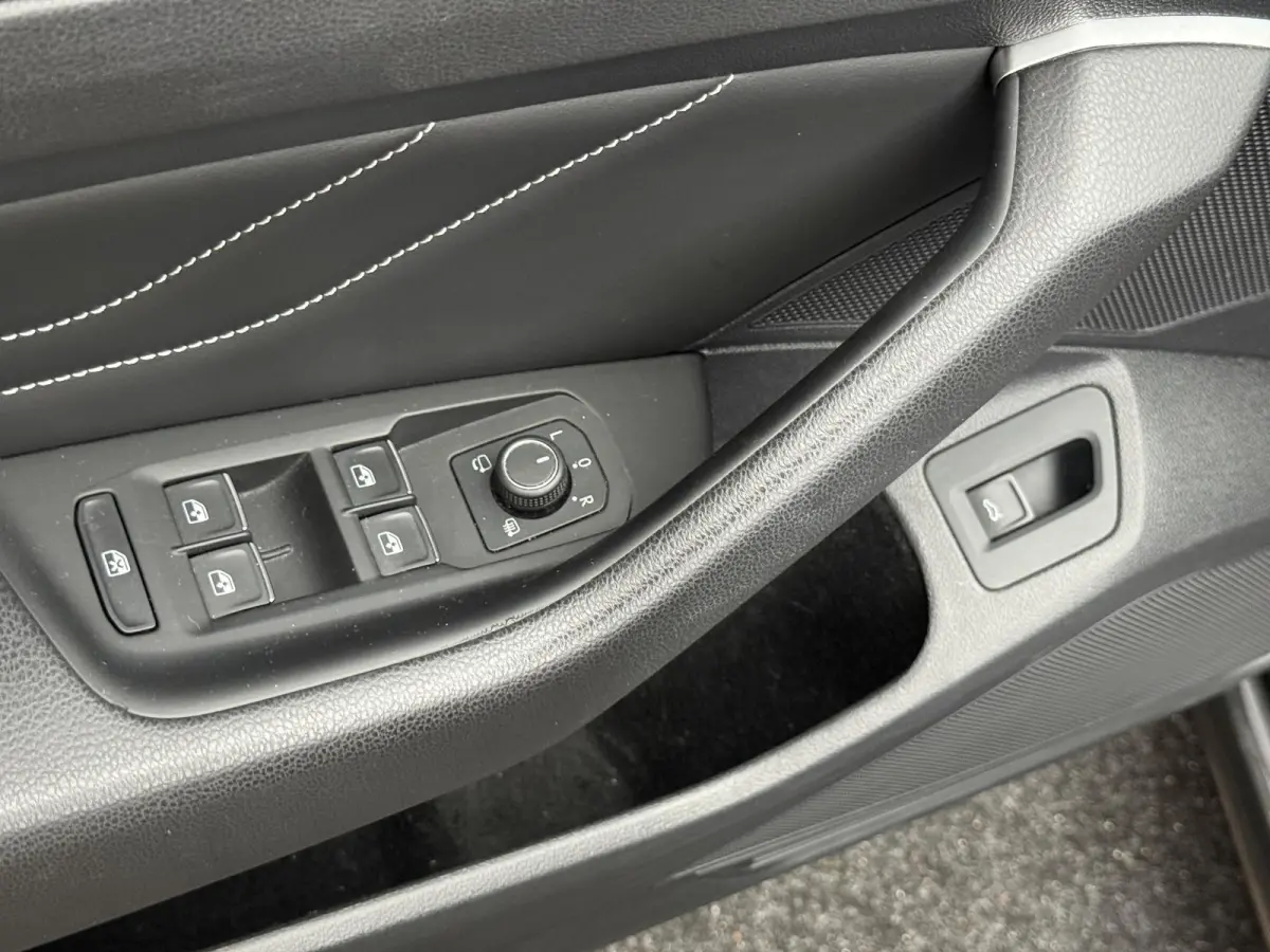 2.0 TDI R-Line Business