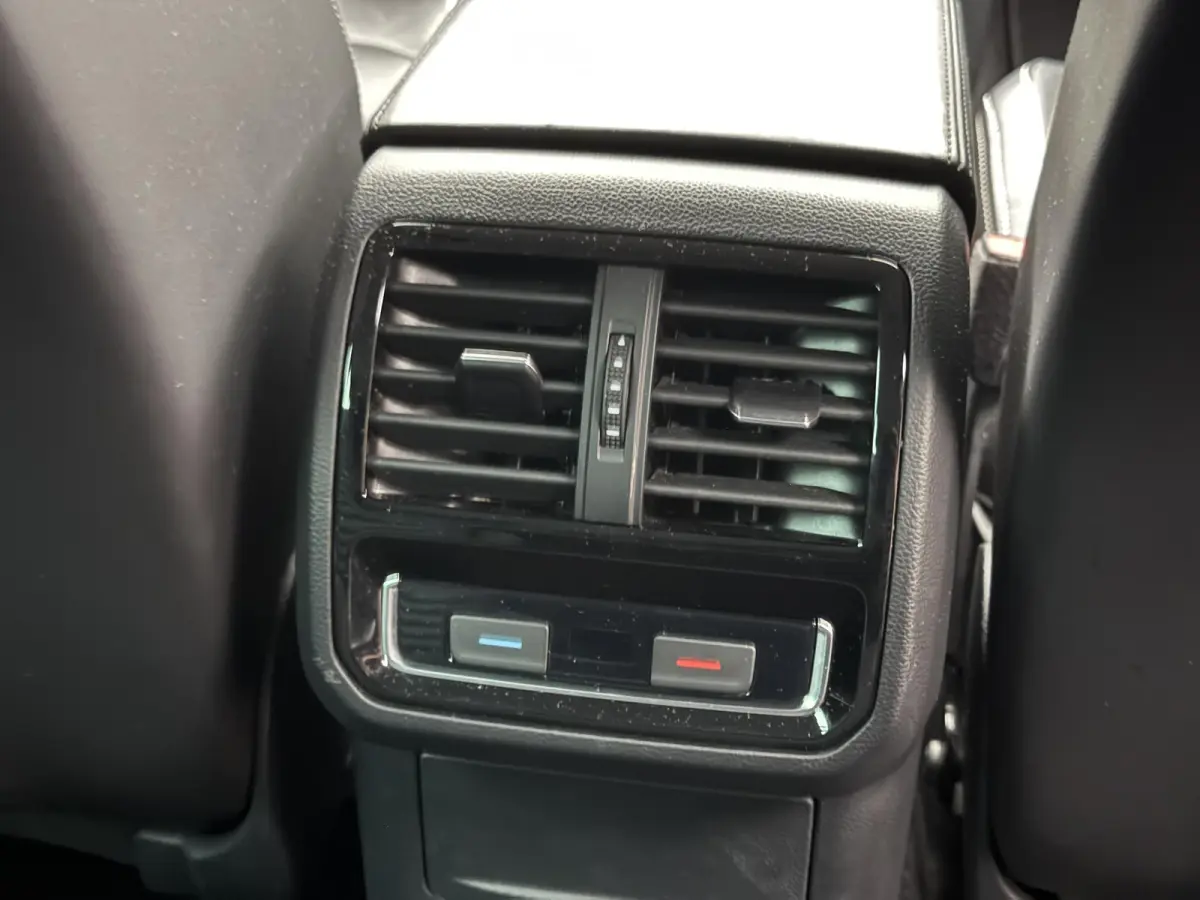 2.0 TDI R-Line Business