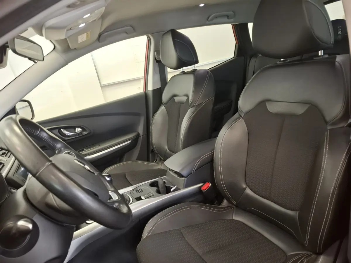 1.5 dCi Intens Trekhaak Navigatie Leder Euro 6