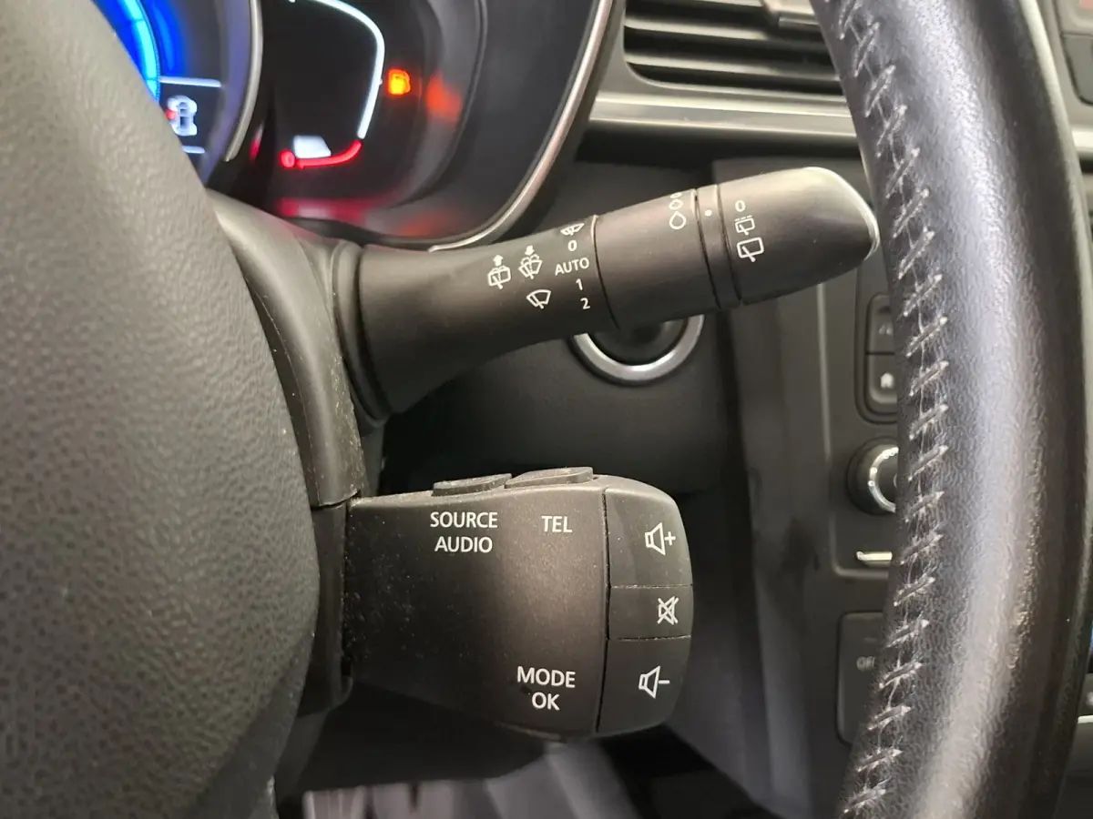 1.5 dCi Intens Trekhaak Navigatie Leder Euro 6