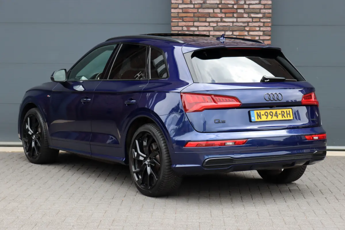 3.0 TDI Quattro Sport S Line Black Edition | Luchtvering | Bang&Olufsen | ACC | Nappa Leder | Memory | Surround Camera | Stoelverwarming V+A | Panoramadak |