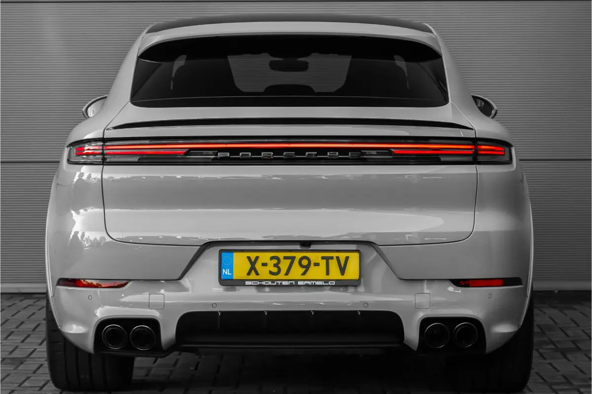 3.0 E-Hybrid Sport Design Pano ACC Stoelventilatie 18-wegs Bose 22"