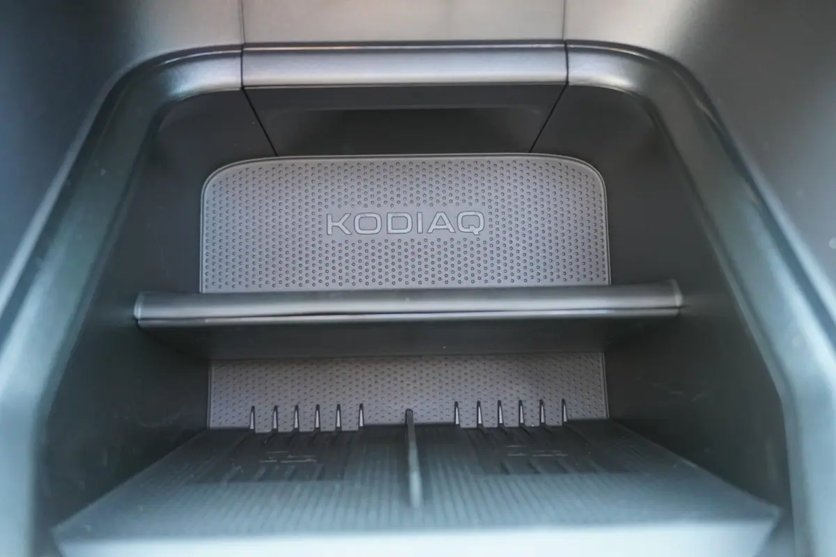 1.5 TSI 204pk PHEV Business Edition | Panoramadak | Trekhaak | Rondomzicht Camera
