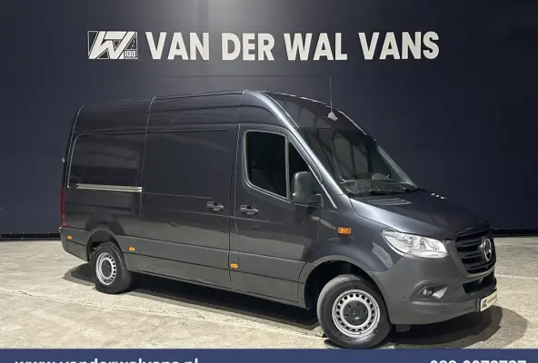 317 CDI 170pk L2H2 Euro6 Airco | 360 graden Camera | Apple Carplay | Cruisecontrol | Stoelverwarming Android Auto, Chauffeursstoel, Parkeersensoren, Bijrijdersbank