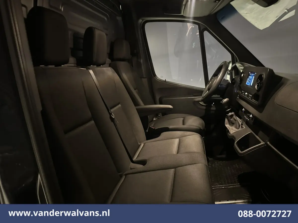 317 CDI 170pk L2H2 Euro6 Airco | 360 graden Camera | Apple Carplay | Cruisecontrol | Stoelverwarming Android Auto, Chauffeursstoel, Parkeersensoren, Bijrijdersbank
