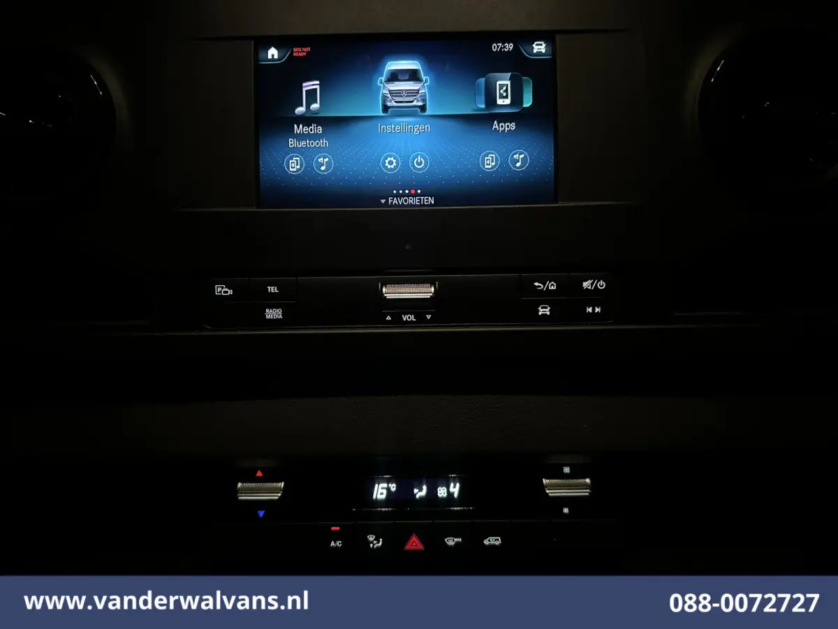 317 CDI 170pk L2H2 Euro6 Airco | 360 graden Camera | Apple Carplay | Cruisecontrol | Stoelverwarming Android Auto, Chauffeursstoel, Parkeersensoren, Bijrijdersbank
