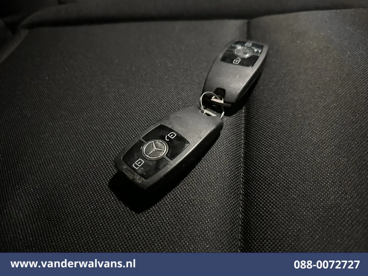 317 CDI 170pk L2H2 Euro6 Airco | 360 graden Camera | Apple Carplay | Cruisecontrol | Stoelverwarming Android Auto, Chauffeursstoel, Parkeersensoren, Bijrijdersbank
