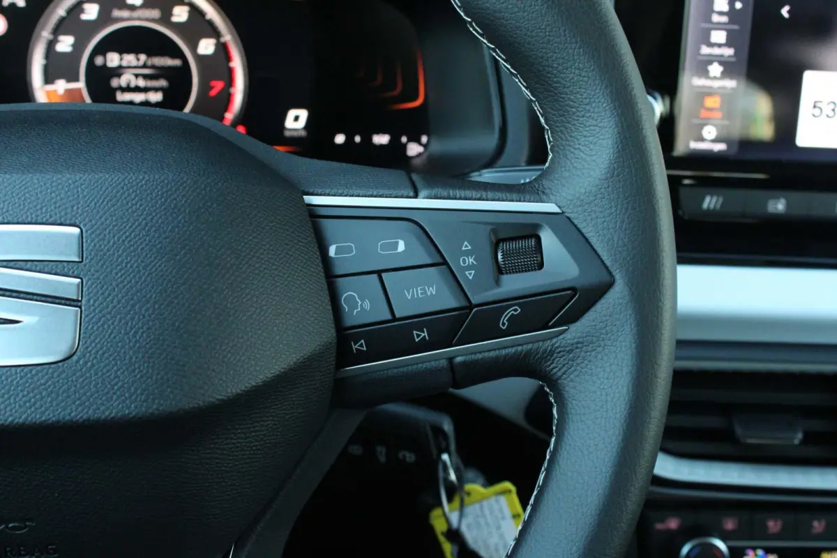 1.0 EcoTSI 95pk Style | 16" Velgen | Apple Carplay/Android Auto