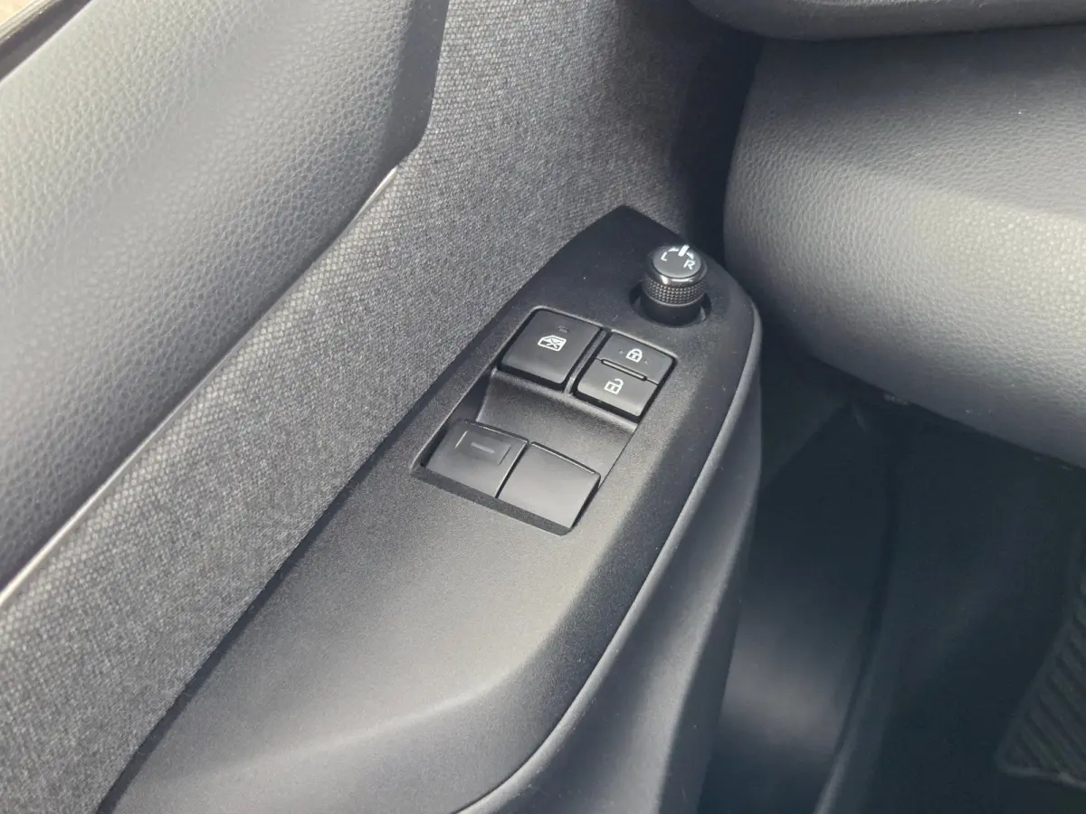1.5 Hybrid Active DAB / Airco (automatisch) / Hill hold