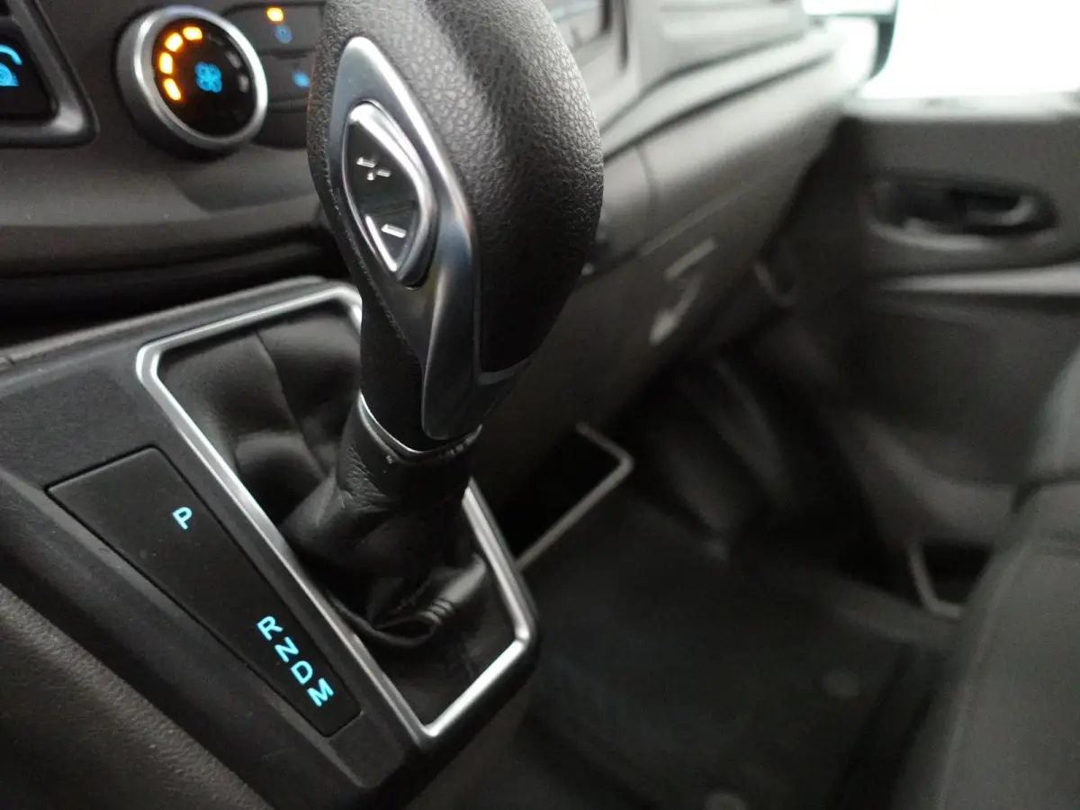 310 2.0 TDCI L2H2 Trend Automaat Airco Bluetooth Camera Cruise Control