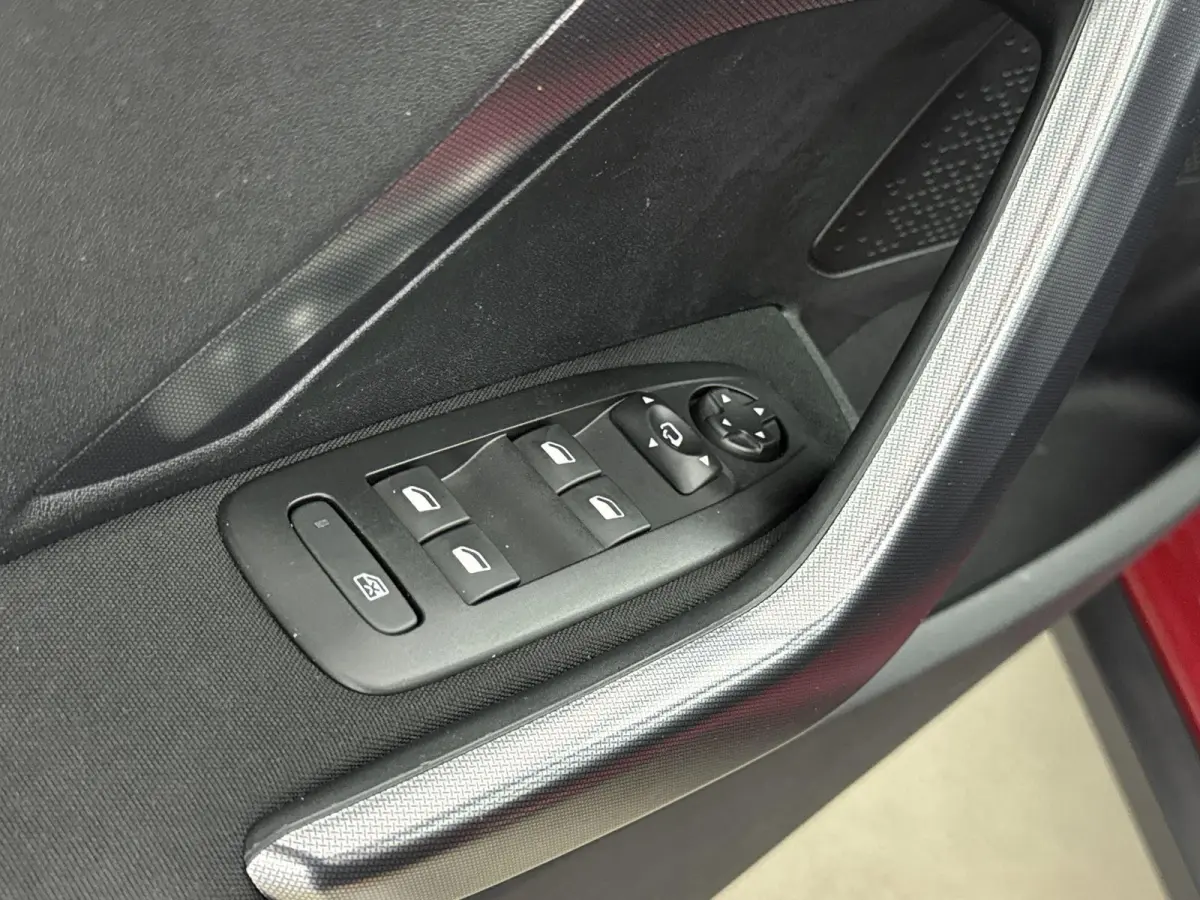 1.2 130pk Allure | Camera | Panoramadak | Navigatie | Climate Control | Cruise Control |