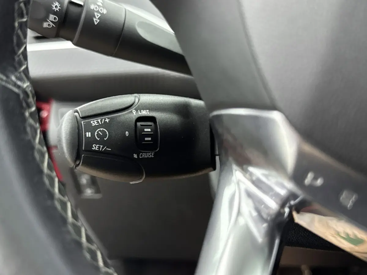1.2 130pk Allure | Camera | Panoramadak | Navigatie | Climate Control | Cruise Control |