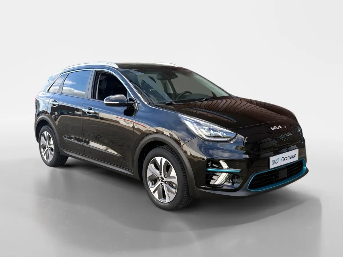 DynamicPlusLine 64 kWh | Navigatie | Panoramadak | Apple Carplay/Android Auto | Adaptieve Cruise Control | Stoel/Stuurverwarming | Lichtmetalen Velgen |