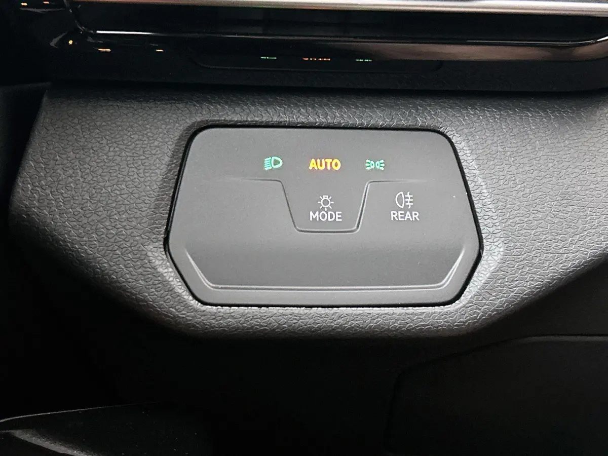 Pro Limited Edition 79 kWh 286 PK | NOVEMBER BINNEN | Automaat | Trekhaak | Navigatie | Stoelverwarming | Parkeersensoren | Adaptive Cruise Control | Apple Carplay | Android Auto | Climate C