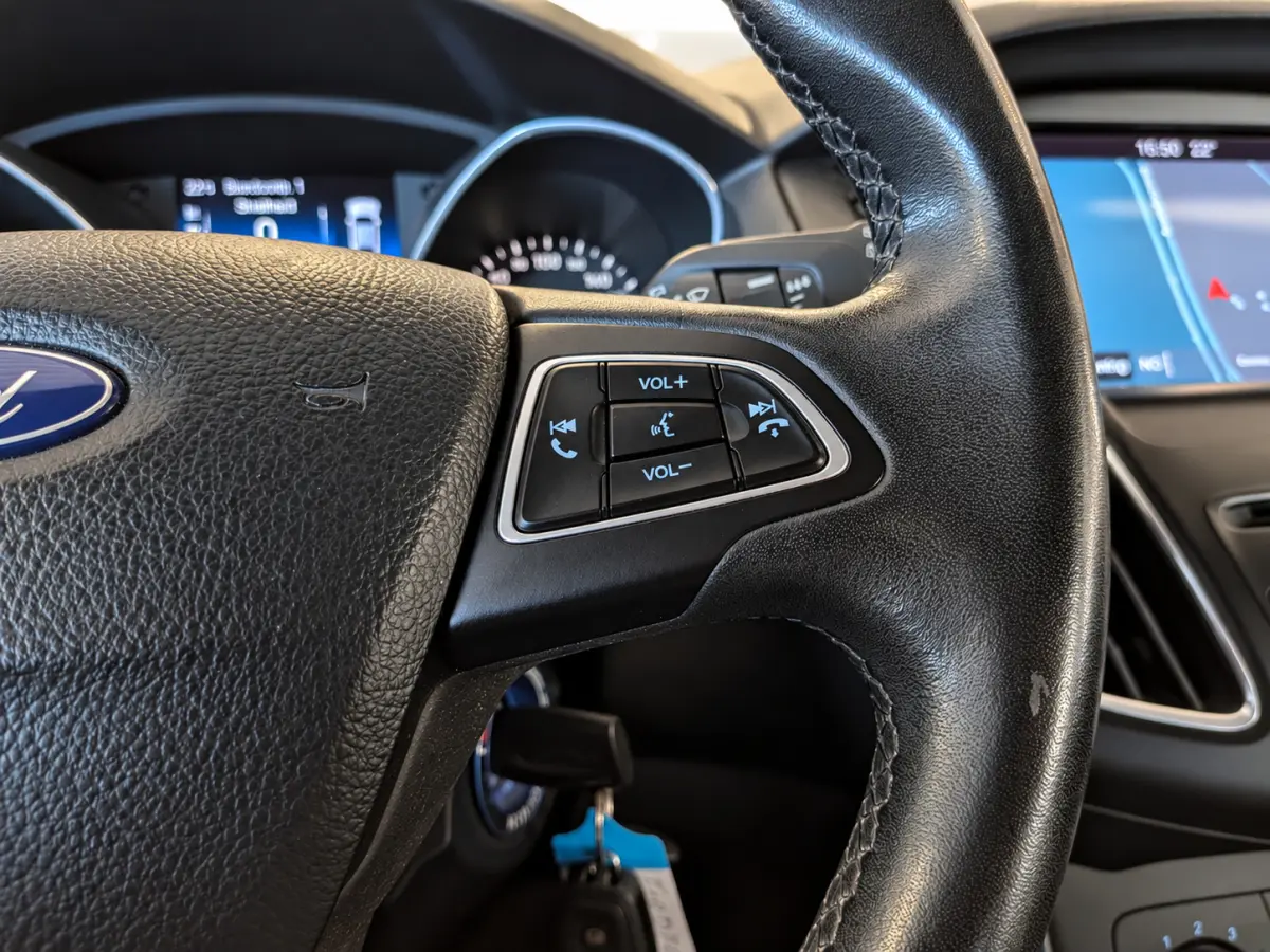 1.0 Trend Airco, Cruise Control, Trekhaak, Stuurbekrachtiging