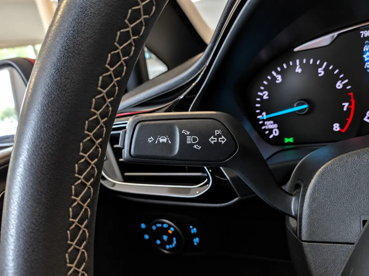 1.0 EcoBoost Titanium Airco, Cruise Control, Stuurbekrachtiging