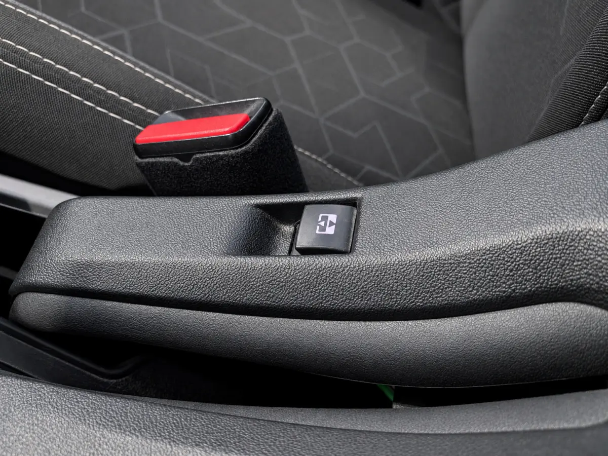 1.2 PureTech Blue Lion Panoramadak, Airco, Cruise Control, Stuurbekrachtiging