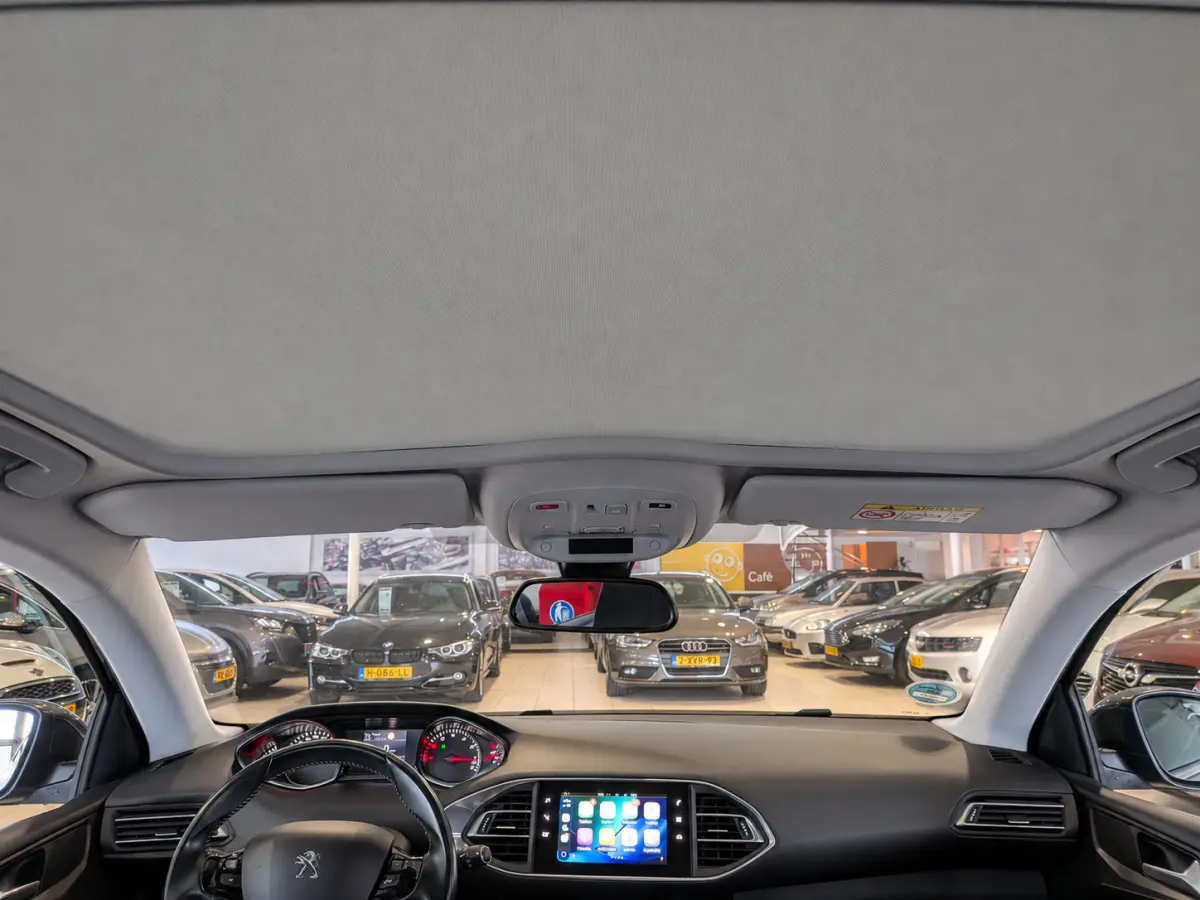1.2 PureTech Allure Panoramadak, Airtco, Cruise Control, Stuurbekrachtiging