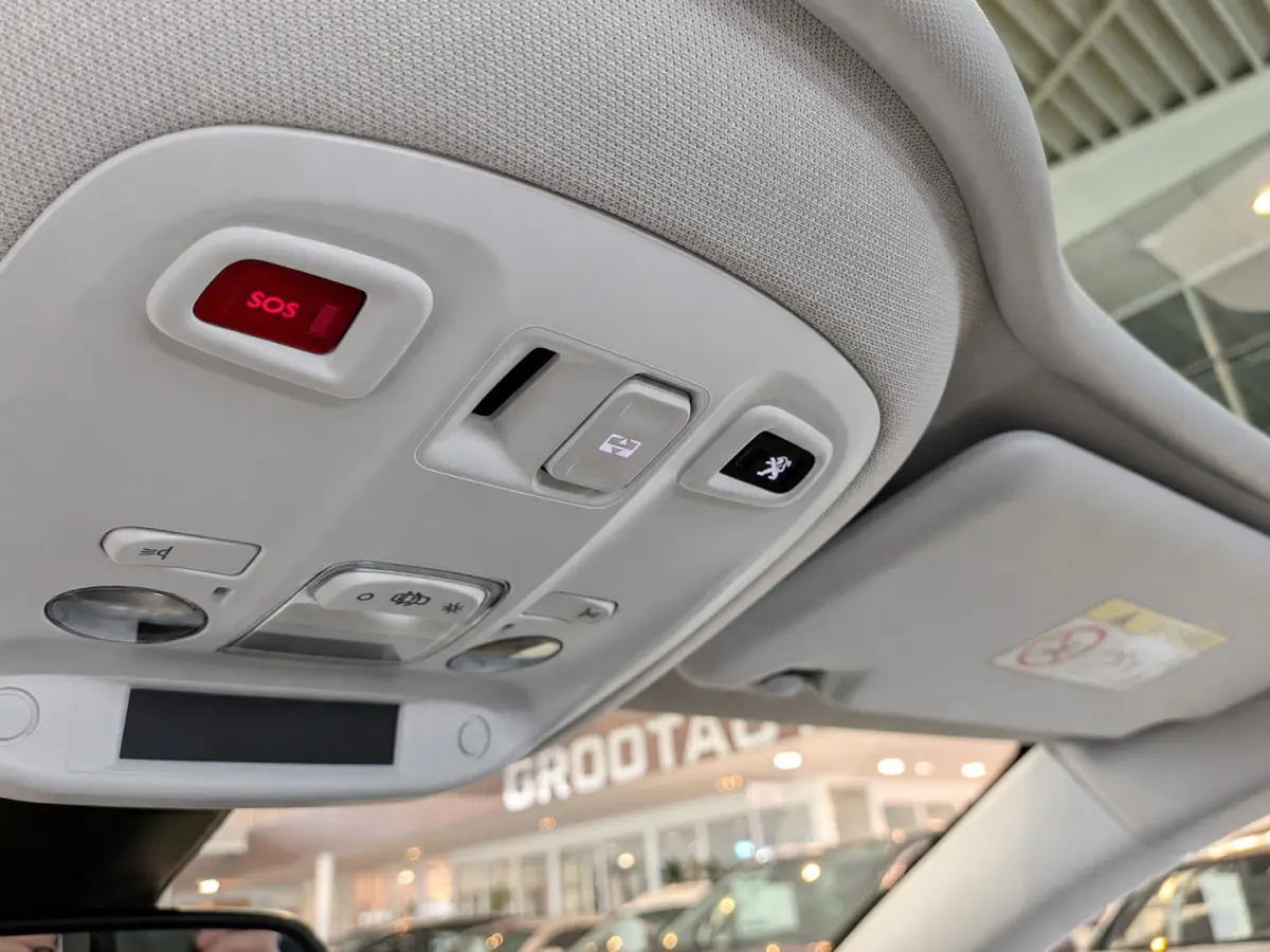 1.2 PureTech Allure Panoramadak, Airtco, Cruise Control, Stuurbekrachtiging