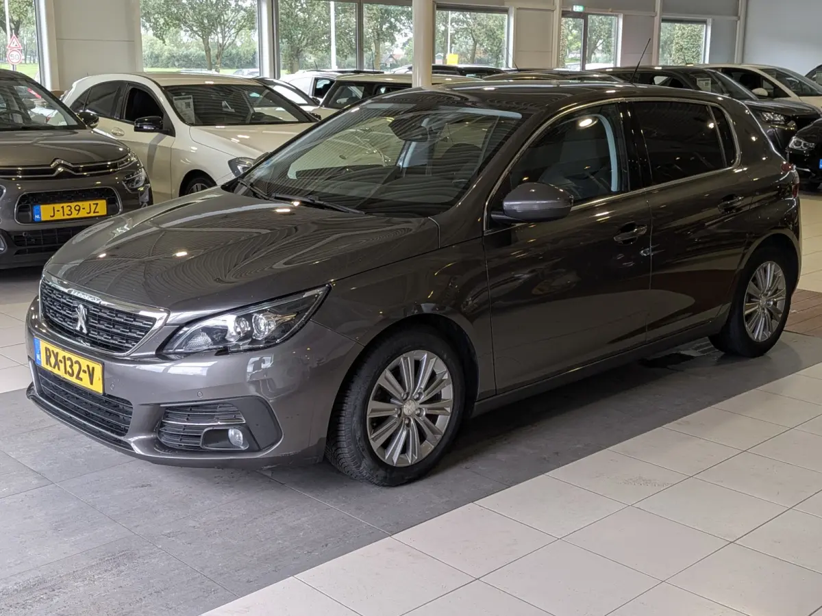 1.2 PureTech Allure Panoramadak, Airtco, Cruise Control, Stuurbekrachtiging