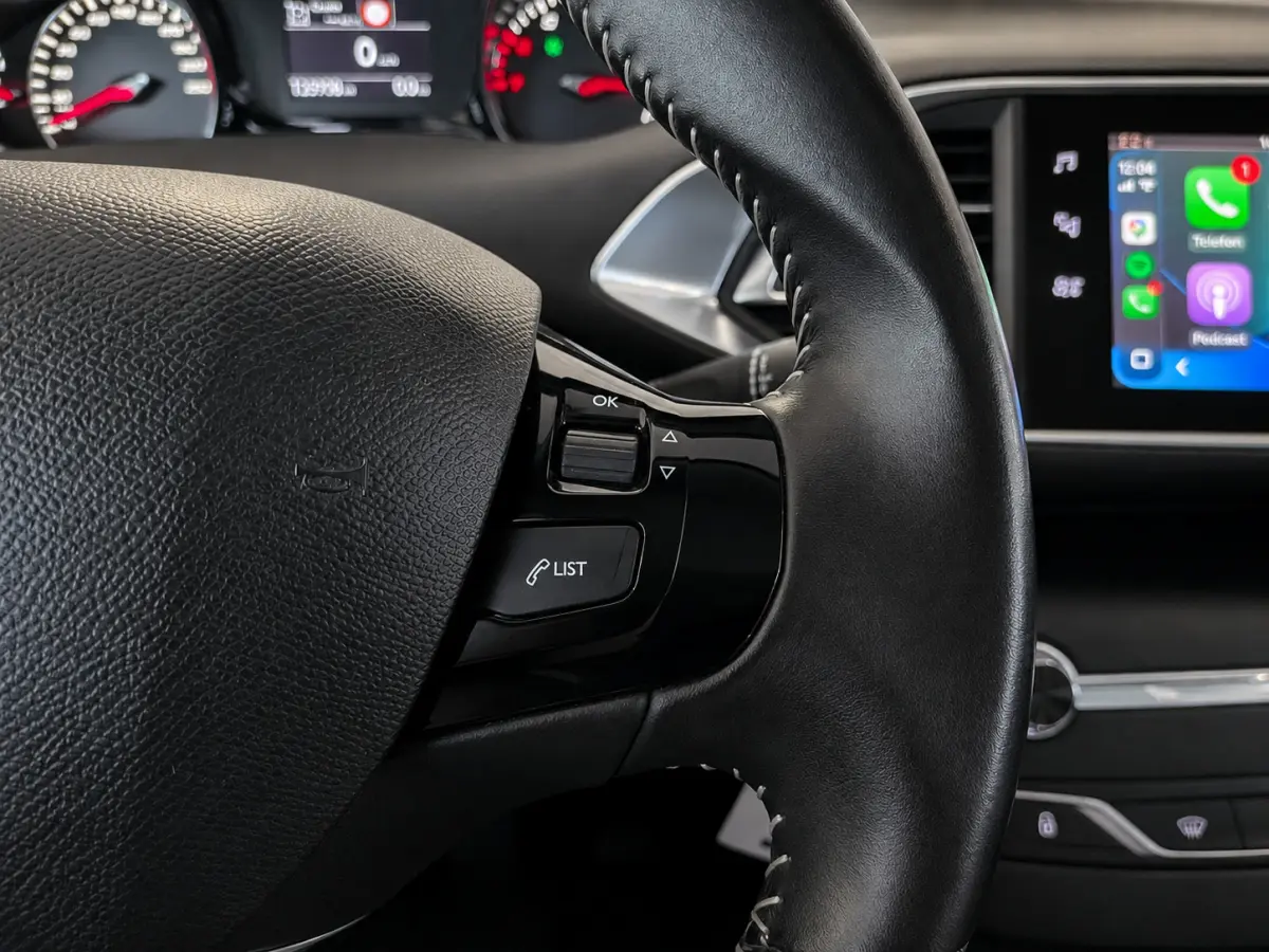 1.2 PureTech Allure Panoramadak, Airtco, Cruise Control, Stuurbekrachtiging