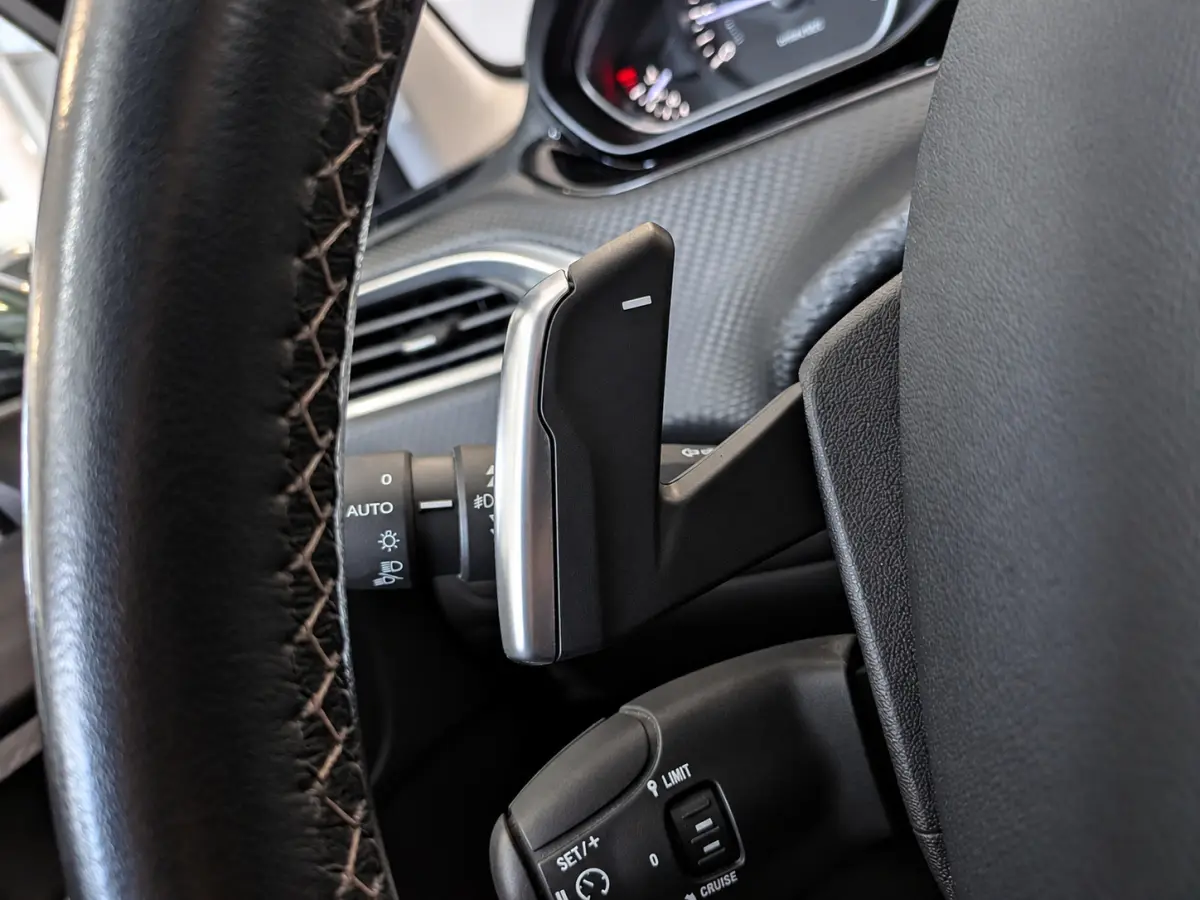1.2 PureTech Active Automaat Airco, Cruise Control, Stuurbekrachtiging