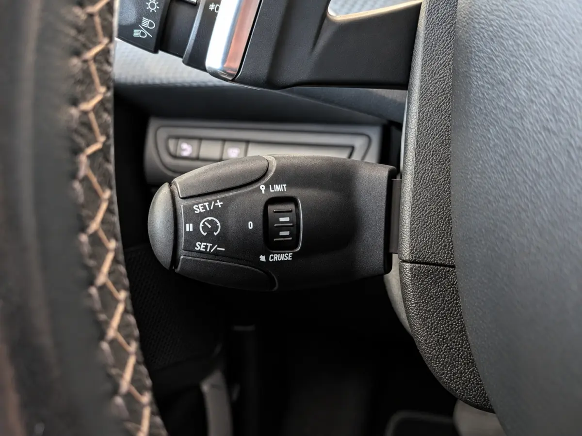 1.2 PureTech Active Automaat Airco, Cruise Control, Stuurbekrachtiging