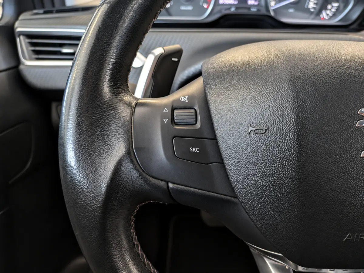 1.2 PureTech Active Automaat Airco, Cruise Control, Stuurbekrachtiging