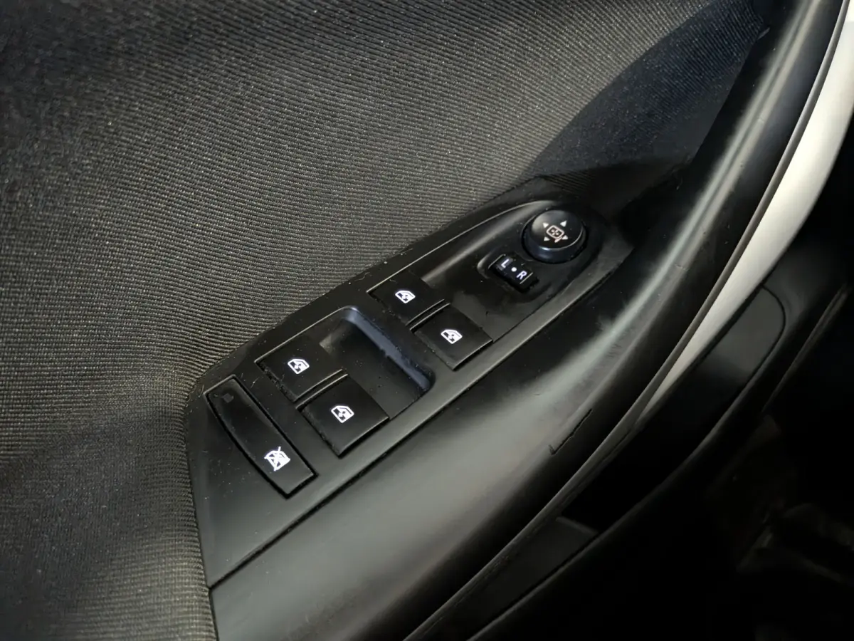 1.0 Turbo Business+ Cruise Control, Carplay, Airco